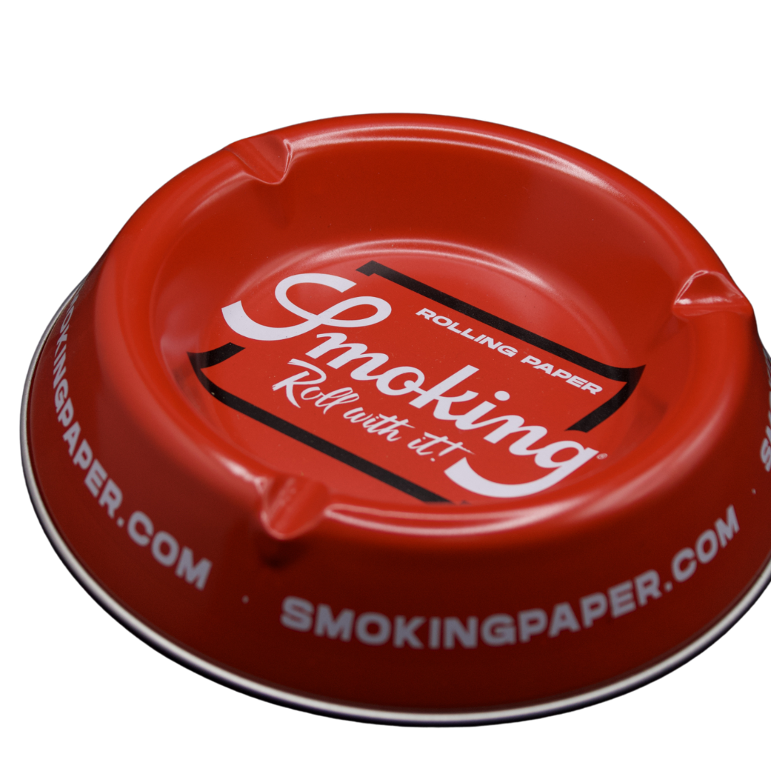 Cenicero Smoking Medium – Retro y listo pa’l toque 🔥🧲5rswde3e