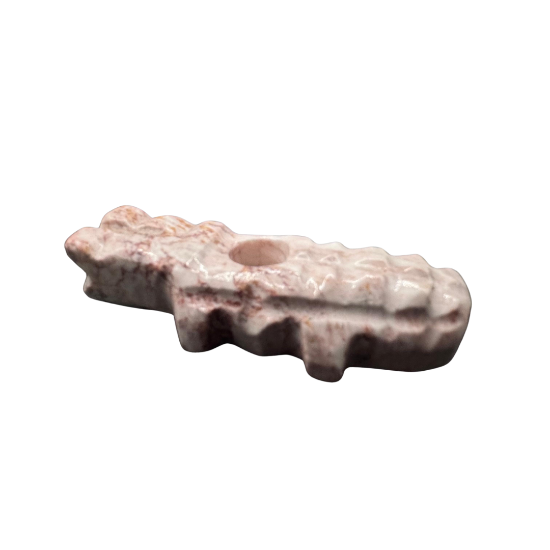 🐊 Pipa de Ónix Cocodrilo – Arte Tallado con Fuerza Salvaje